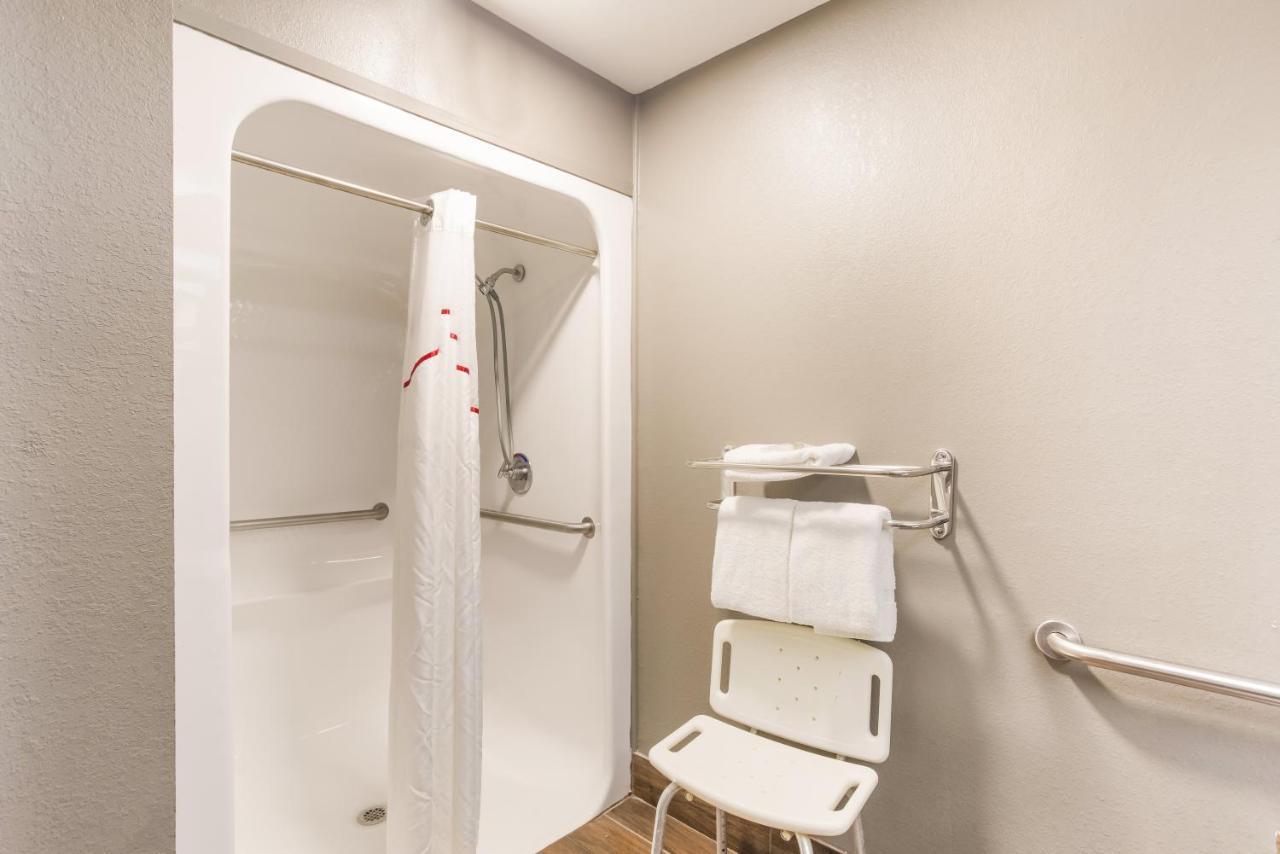 Red Roof Inn & Suites Athens, Al מראה חיצוני תמונה