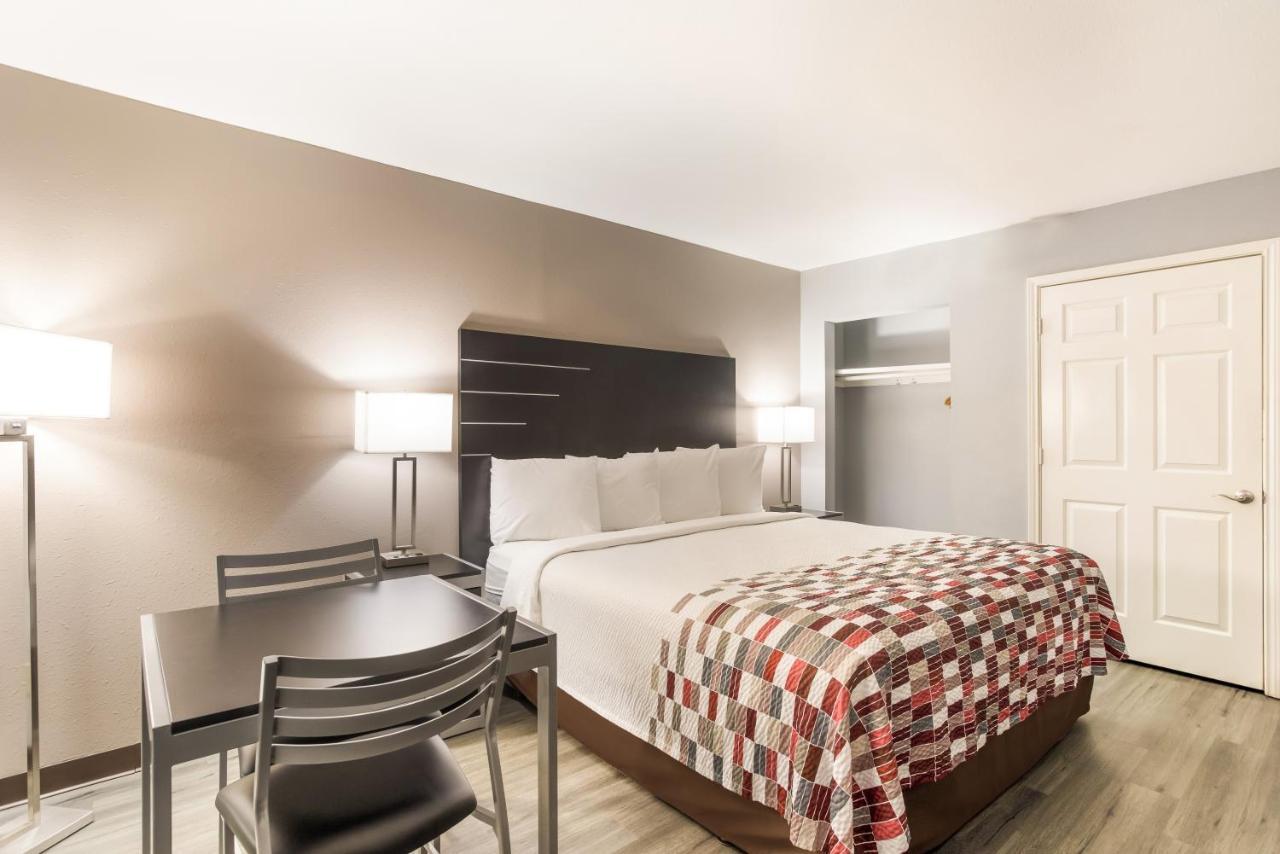Red Roof Inn & Suites Athens, Al מראה חיצוני תמונה