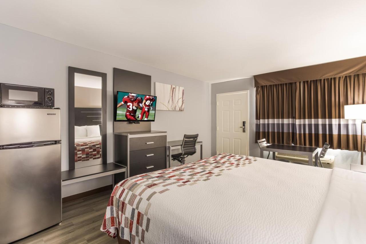 Red Roof Inn & Suites Athens, Al מראה חיצוני תמונה