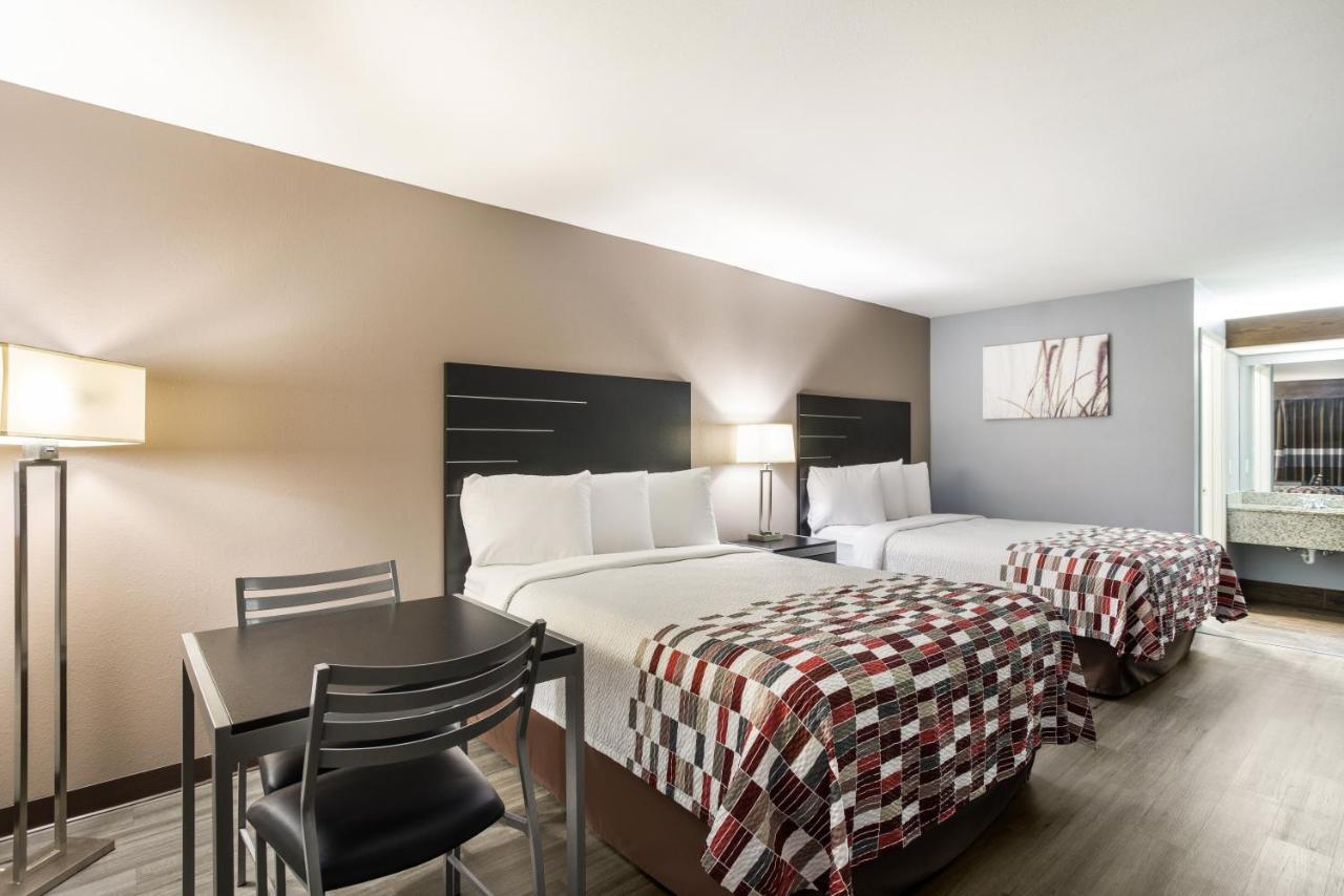 Red Roof Inn & Suites Athens, Al מראה חיצוני תמונה
