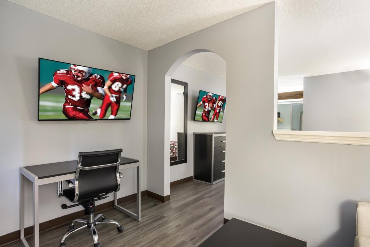 Red Roof Inn & Suites Athens, Al מראה חיצוני תמונה